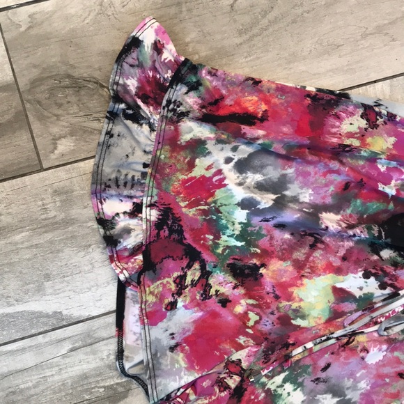 Jumper - Picture 2 of 3